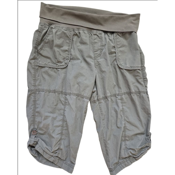 Calvin Klein Pants - Women's Calvin Klein Maternity Cargo Shorts L Khaki